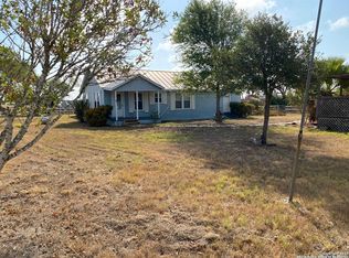 2667 COUNTY ROAD 134, Floresville, TX 78114