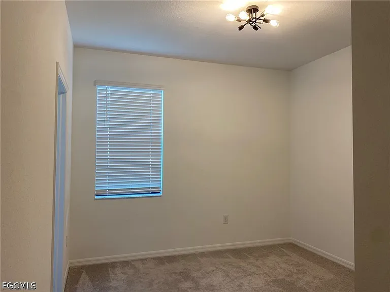 14662 Cantabria Dr — Photo 37