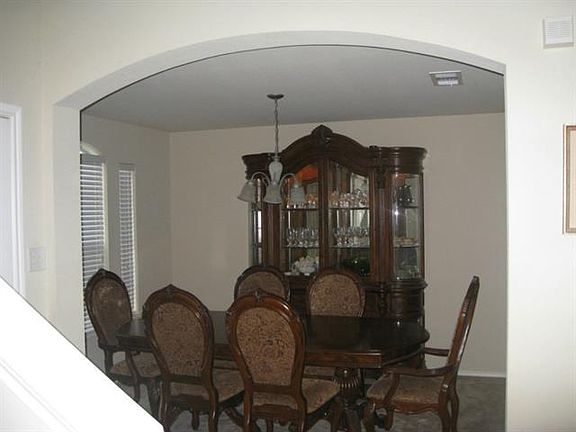3rd image of 4936 Kingfisher Ln