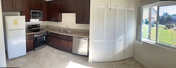 3rd image of 932 S Mollison Ave APT B