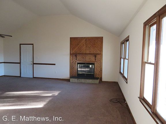 2nd image of 24704 Woodstream Ln