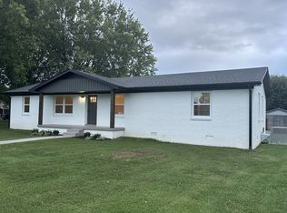 603 6th St, Lawrenceburg, TN 38464