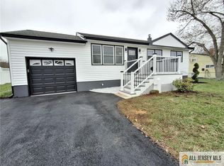 397 Lake Ave, Colonia, NJ
