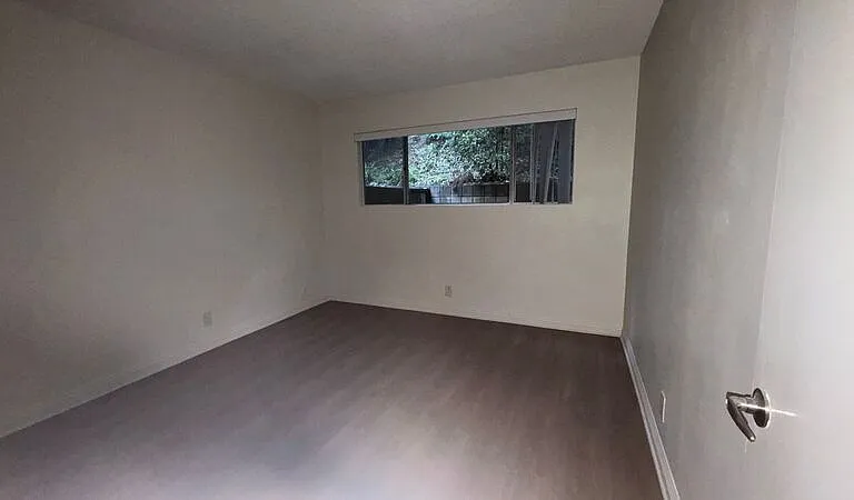 1625 Raymond Hill Rd #5 — Photo 9