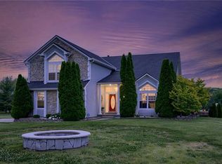 19006 S Prairie Ln, Raymore, MO 64083