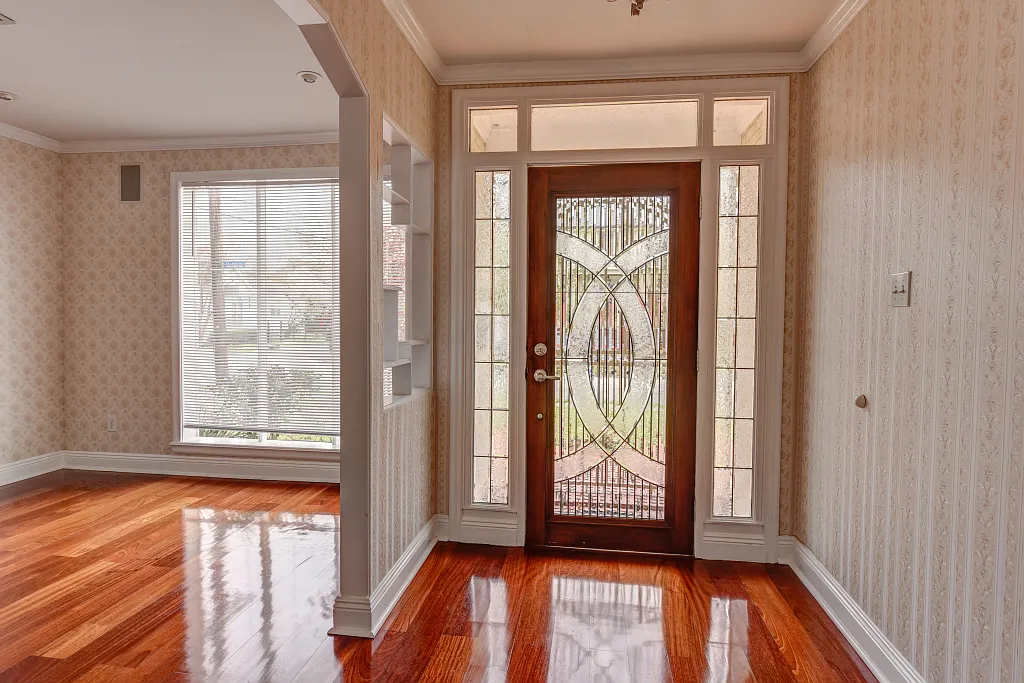 4 bed, 3426 sqft, $3,800 — Photo 2