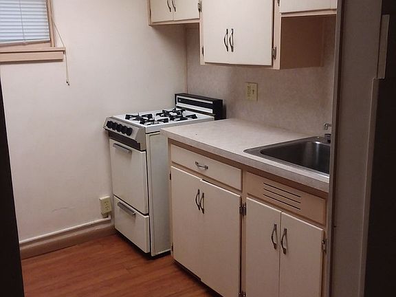 2nd image of 400 N Colorado Ave #2