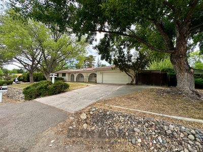 13460 S Hills Dr, Reno, NV, 89511