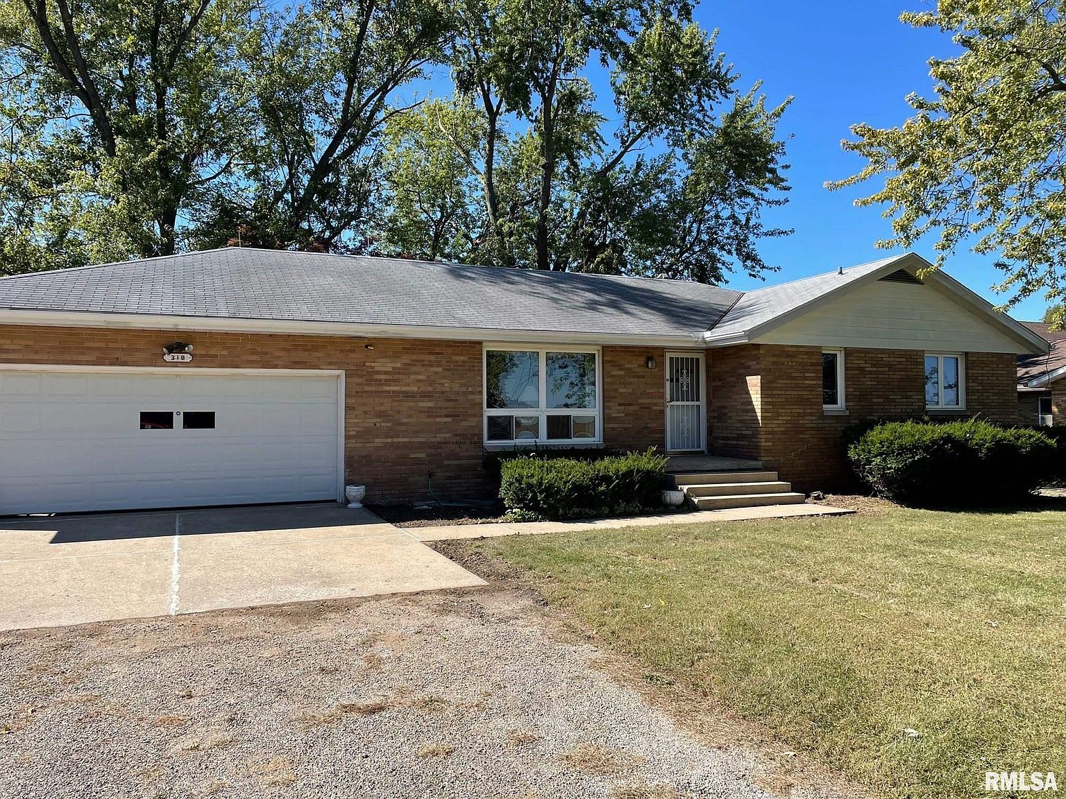 318 NW Jefferson St, Hopedale, IL 61747 Zillow