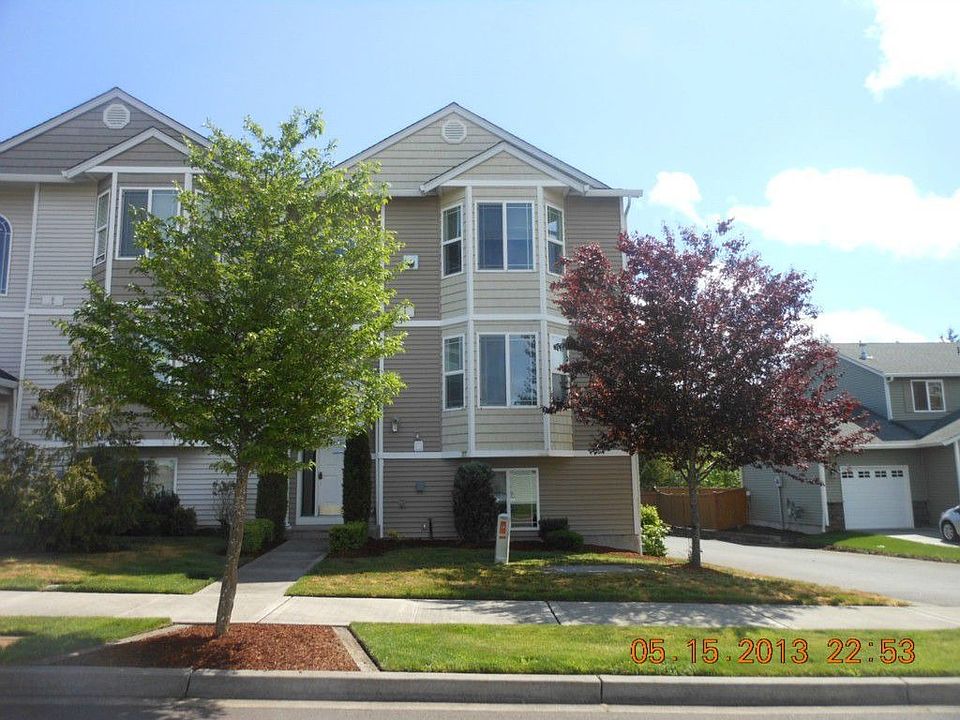 1st image of 3308 Mia St NE
