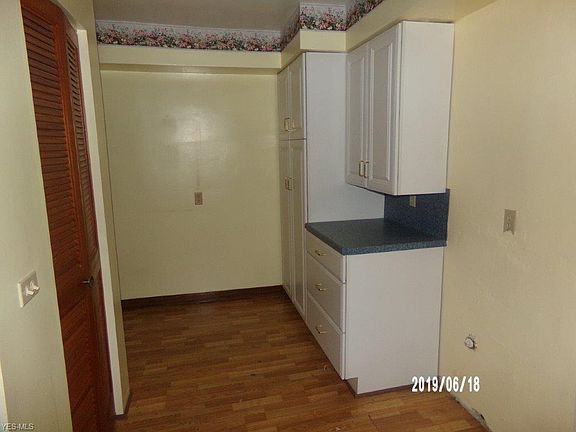 3rd image of 731 Perkinswood Blvd NE