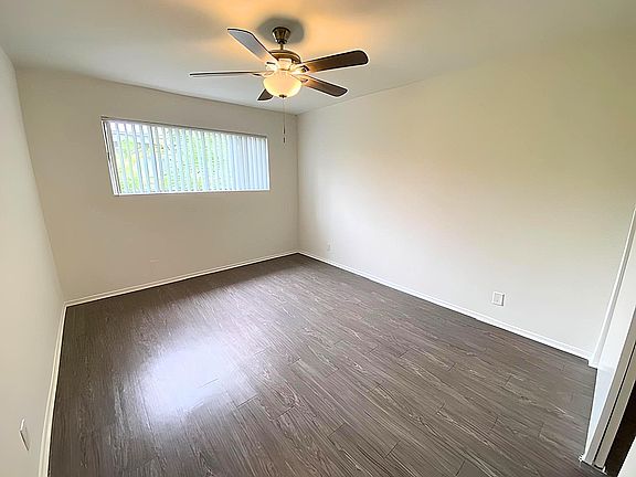4th image of 5030 Maplewood Ave APT 205