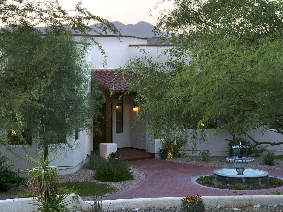 Beautiful home in Logan's Crossing 