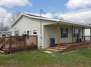 208 S Central Ave, Milton, IN 47357