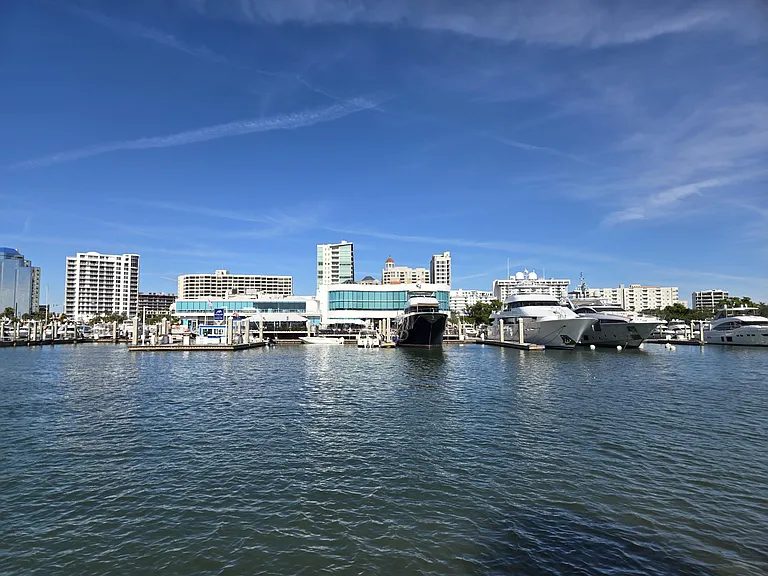 2304 Ringling Blvd #117 — Photo 48