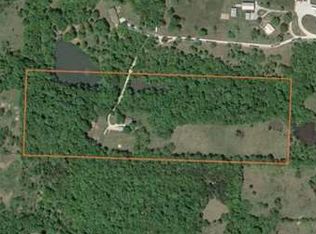 501 SW 31st St, Oak Grove, MO 64075