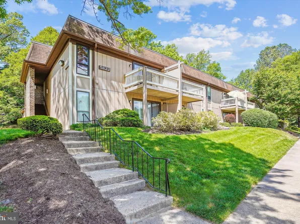 5822 Royal Ridge Dr Suite A, Springfield, VA 22152
