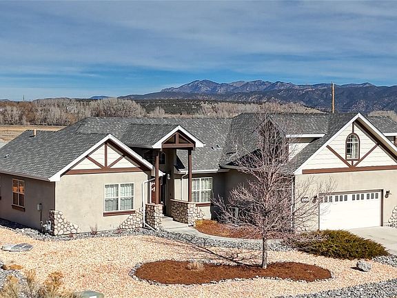 3rd image of 2100 E Ouray Avenue
