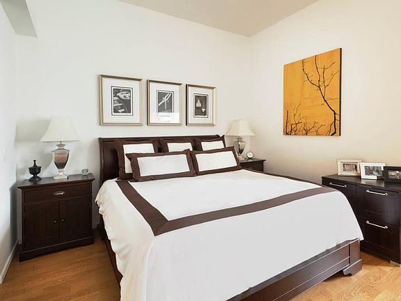 2nd image of 200 Chambers St APT 6E