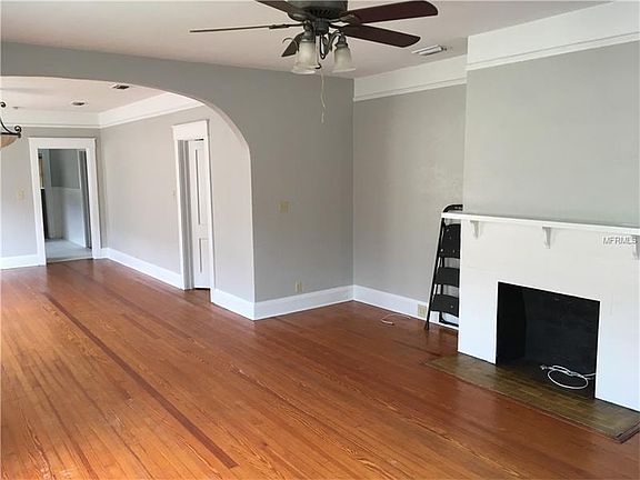 4th image of 6418 N Central Ave