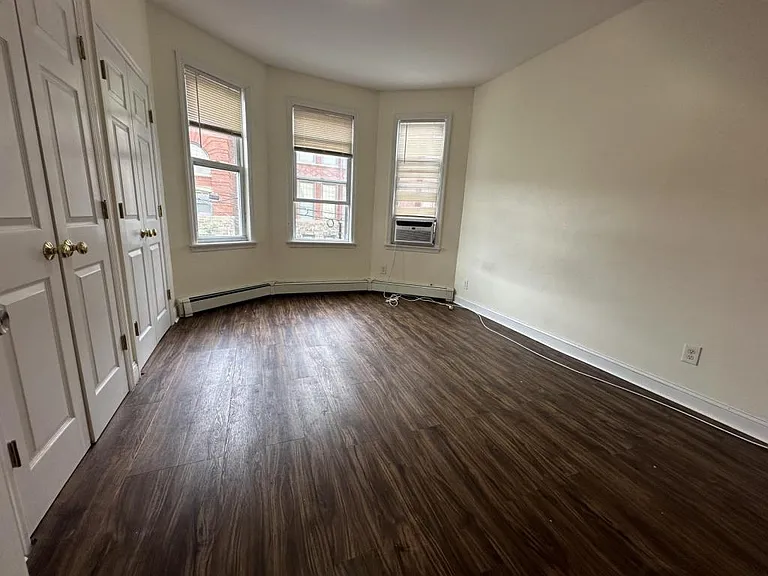 40 Morningside Ave — Photo 6
