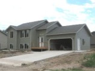 1823 Sugar Creek Pl, Spearfish, SD 57783