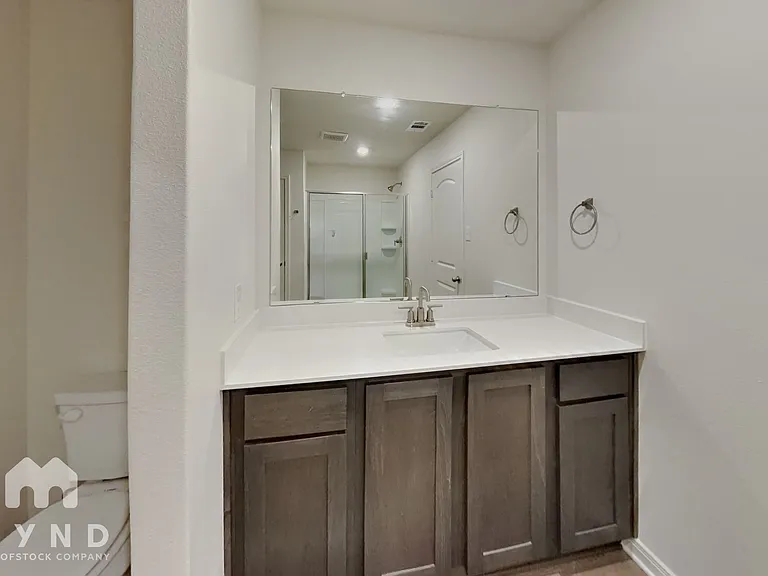 526 A D Crain St — Photo 13