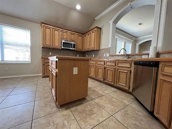 5th image of 20234 W Lakebridge Ln
