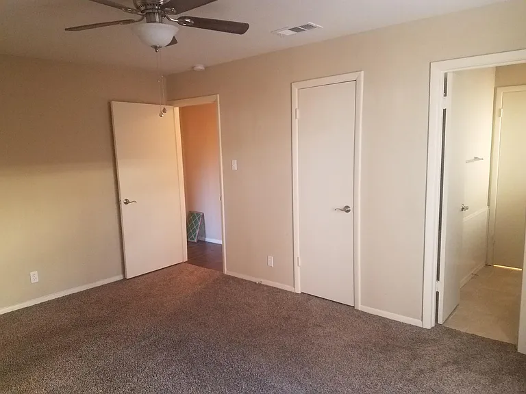 618 Billie Ruth Ln — Photo 12
