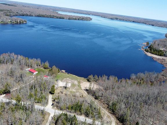 3rd image of Long Point Rd