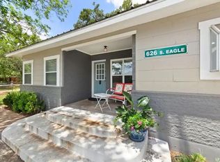 626 S Eagle St, Fredericksburg, TX 78624