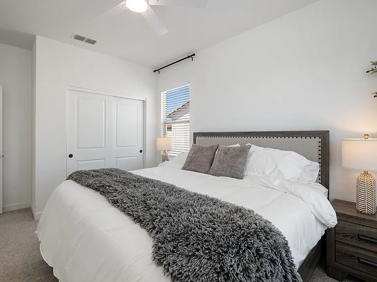 5002 W Cheryl Dr — Photo 14
