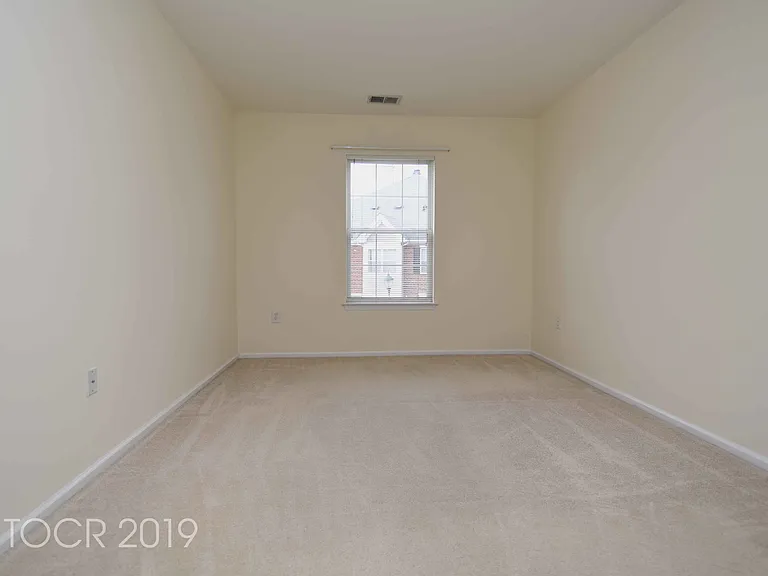 1094 Coventry Way — Photo 5