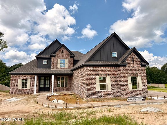 3rd image of 141 Westhaven Pl