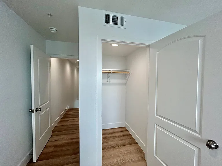 8418 S Main St — Photo 9
