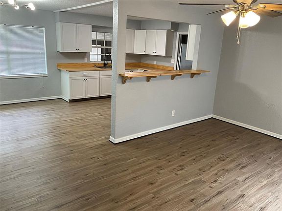 5th image of 3517 NE 12th St