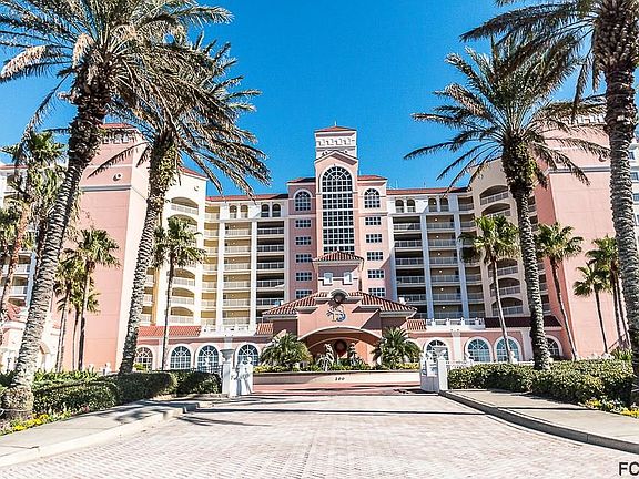 2nd image of 200 Oceancrest Dr Unit 152B