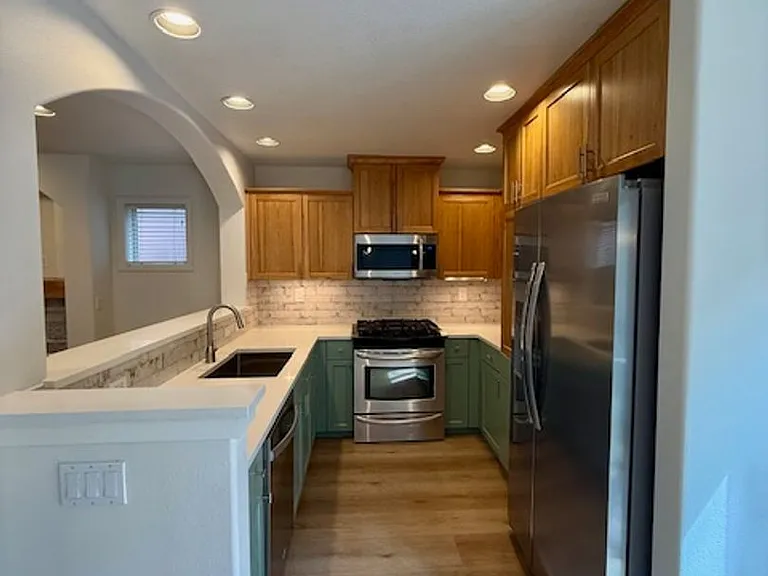 20278 Schaeffer Dr — Photo 3
