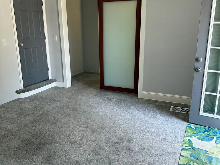 8 & 10 Gibbons Blvd — Photo 8