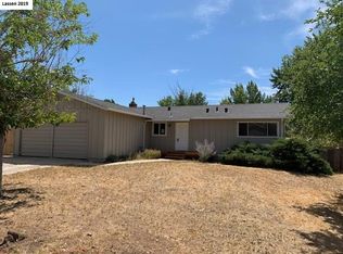 518 Woodside Way, Susanville, CA 96130