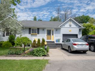 104 Dominion Rd, Fort Erie, ON L2A 1E8