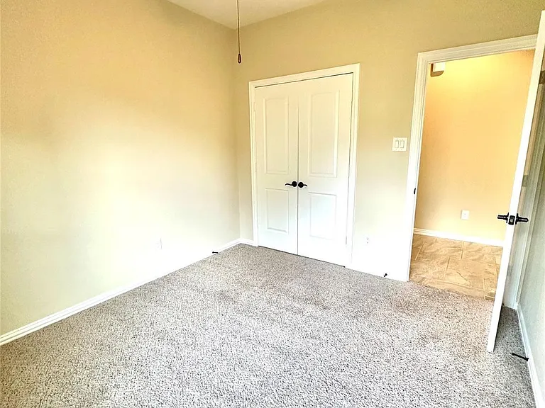 14818 Raleighs Meadow Ct — Photo 9