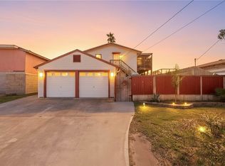 3211 Laguna Shores Rd, Corpus Christi, TX 78418