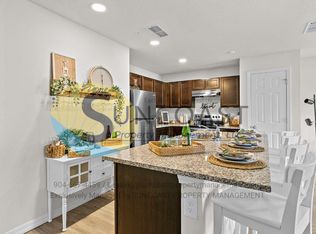 Mailes Court, Jacksonville, FL 32210