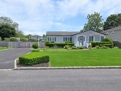 1381 Manatuck Boulevard, Bay Shore, NY, 11706