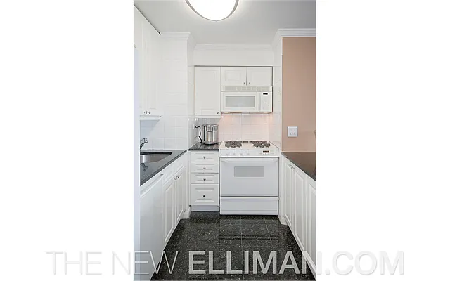 Sold by Douglas Elliman | media 8