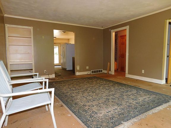 5th image of 3326 Tamsin Ave