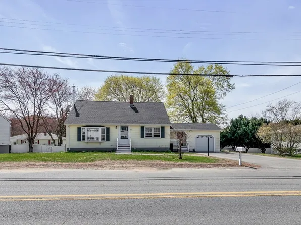 396 Oak St, Methuen, MA 01844