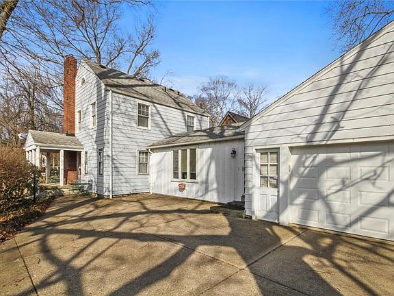 4th image of 285 Wildwood Dr