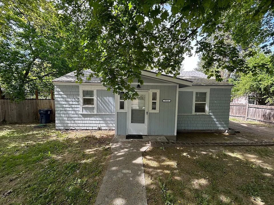 3112 W South Loop Ave